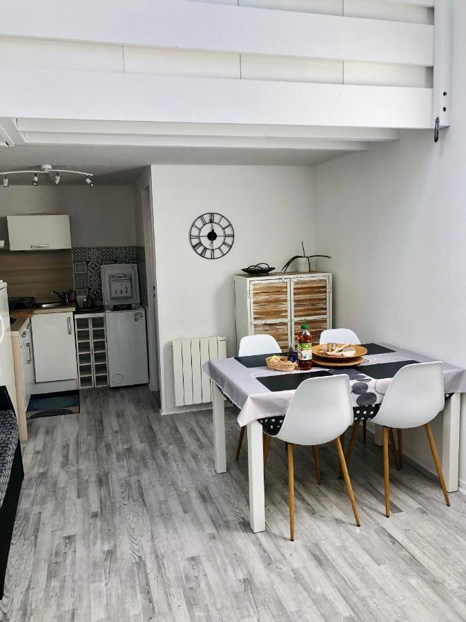 Appartement Duplex Lumineux Idealement Situe Ares Zewnętrze zdjęcie
