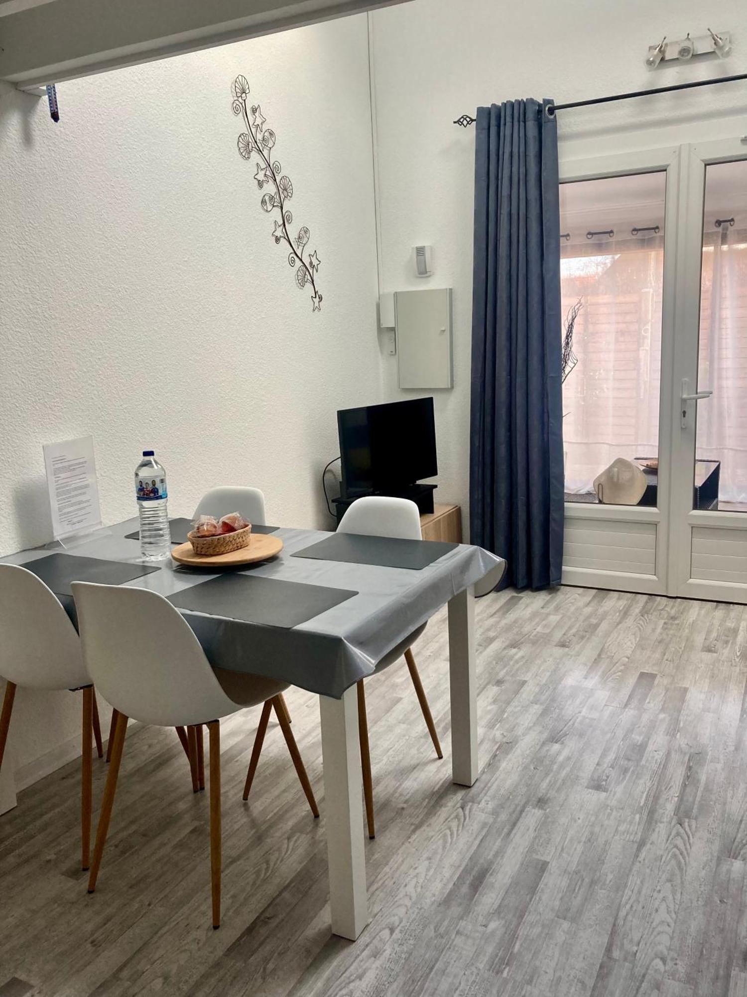 Appartement Duplex Lumineux Idealement Situe Ares Zewnętrze zdjęcie